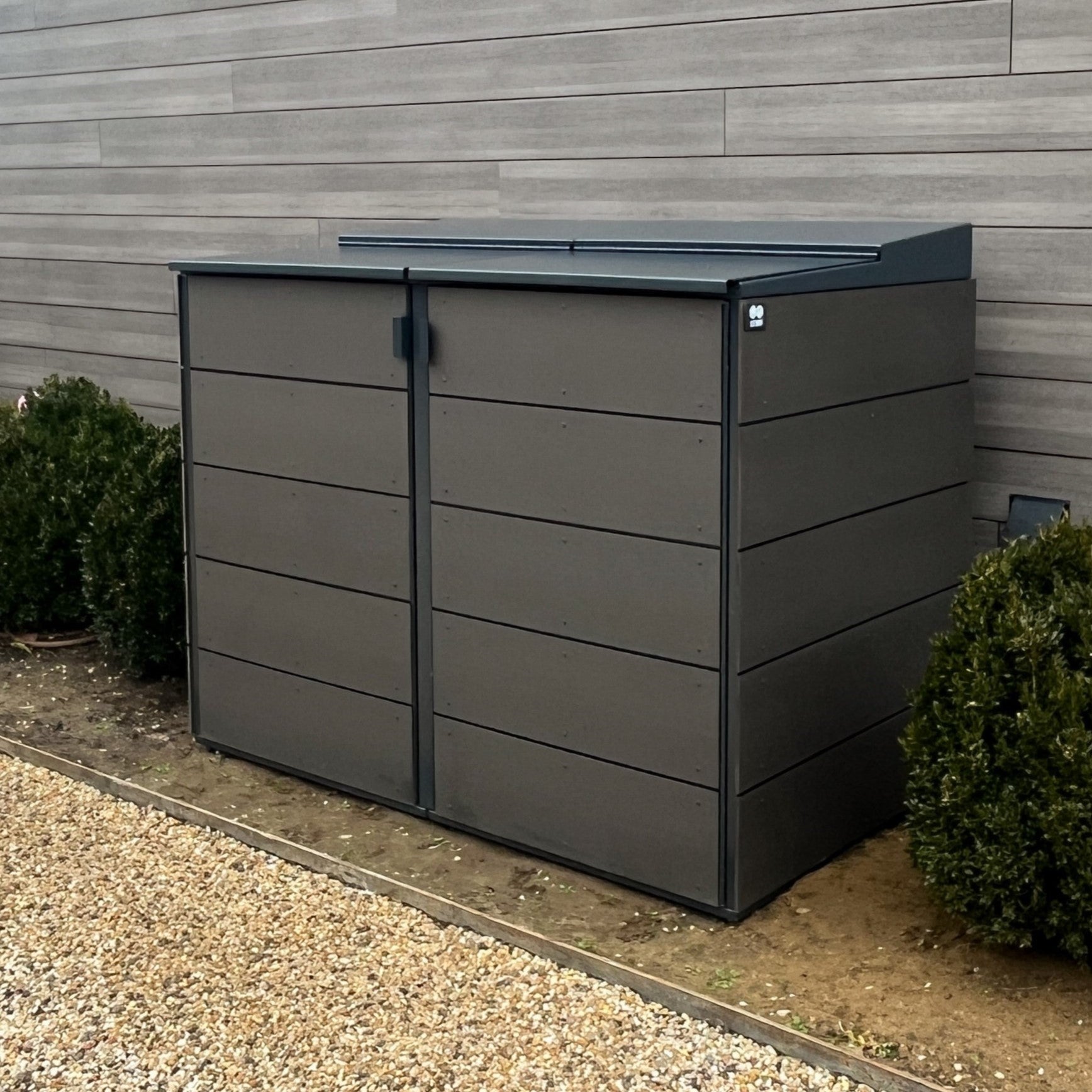 XL trash and recycling enclosure for 65-96 gallon cans